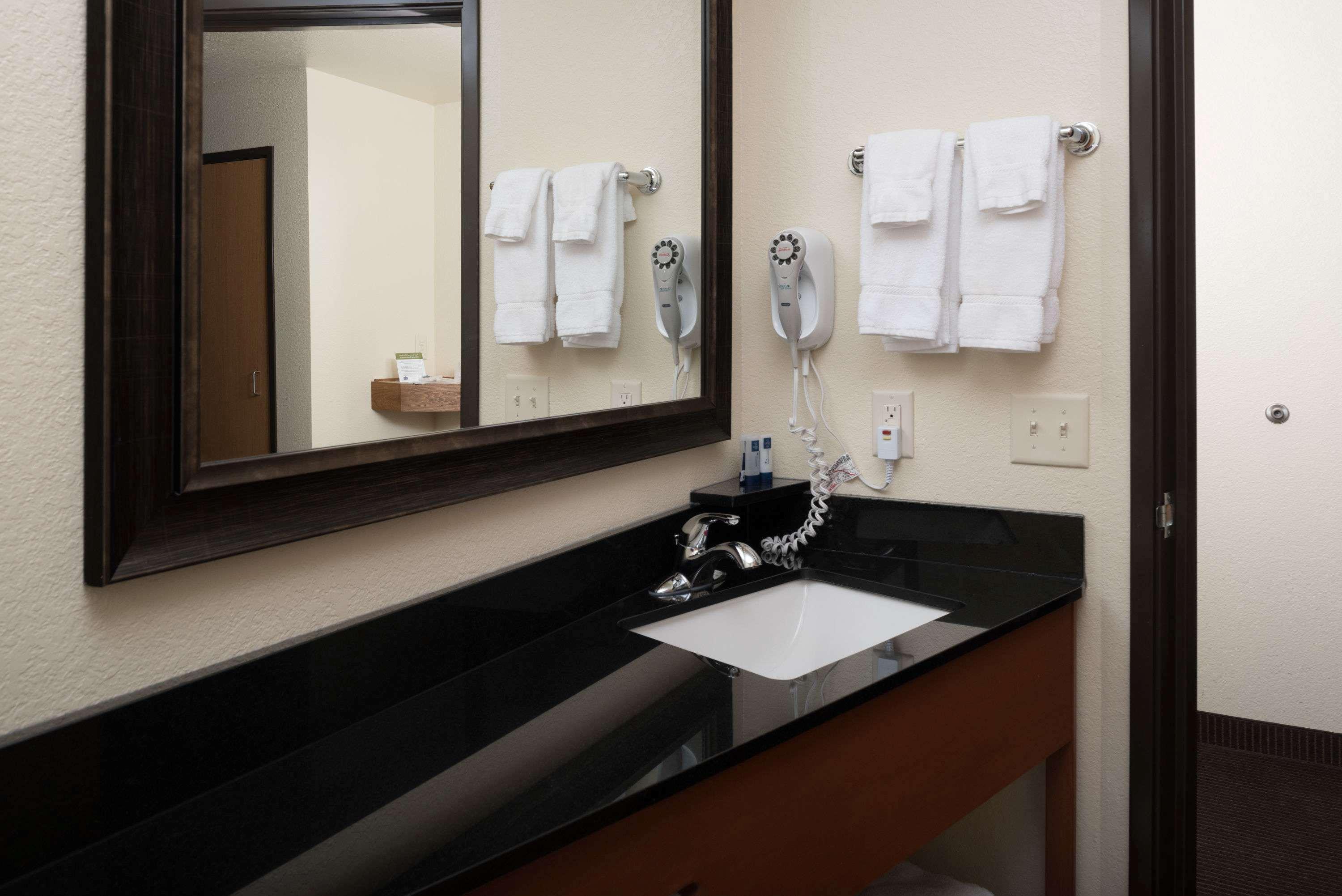 Americinn By Wyndham בל פורש מראה חיצוני תמונה